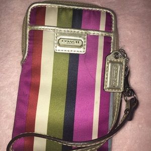 ⭐️NWOT⭐️Coach Wristlet